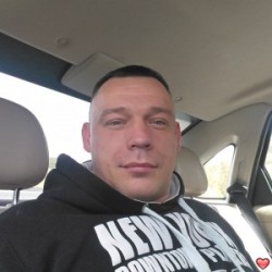 Robertalfred890, Paris, United States