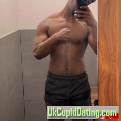 Aarons118, 20030107, Northwood, Middlesex, United Kingdom